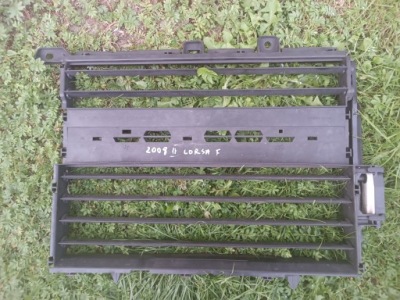 Peugeot 208 ii жалюзи шторка воздуховод воздуха фото №1