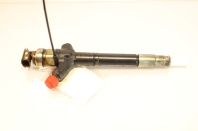 Инжектор форсунка toyota auris i 2.0d4d] фото №1