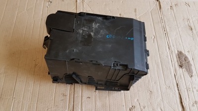 Opel crossland корпус акумулятор фото №1