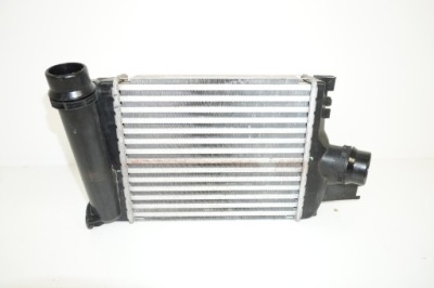 Dacia renault 0.9 tce радіатор інтеркулер оригінал фото №1