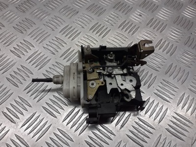 Замок двері правий перед audi a3 8l 2pin фото №1