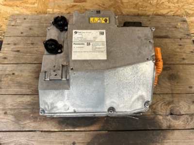 Bmw конвертер напряжения 5a4e209 22579110 ccu110g-02 фото №1