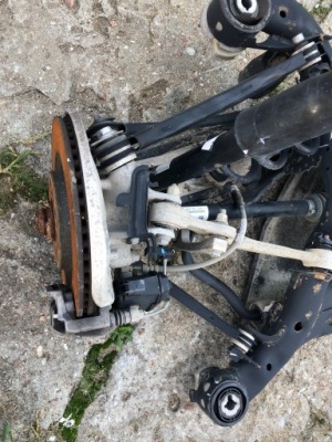 Audi q5 80a приводной вал правый  задняя 80a501204c фото №1