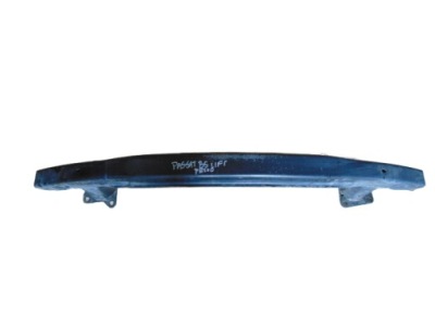 Балка під  бампер перед passat b5 рестайлінг  3b0806642 фото №1