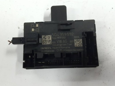 Seat leon 3 3 5f 12-16r модуль двері перед 5q4959592 фото №1