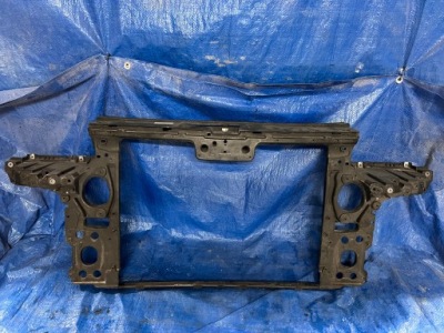 Vw touareg 7l0 pas передний усилитель фото №1