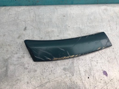 Mercedes w124 sedan молдинг крыла левый задняя фото №1