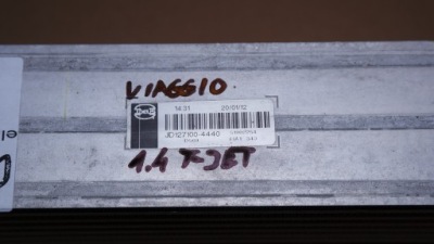 Радиатор интеркулер fiat viaggio 1.4 t-jet фото №1