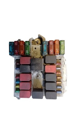 Коробка предохранителей fiat оригинальный номер 1332044080 фото №1