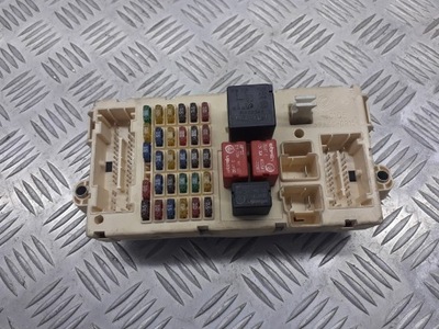 Коробка предохранителей alfa romeo 147 1.9 jtd фото №1