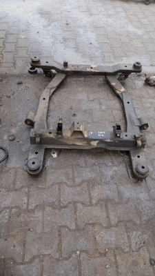 Подрамник kia carnival 2.9td 02r фото №1