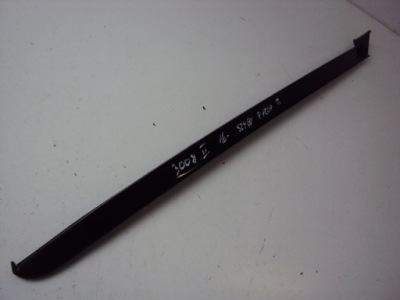 Молдинг стекло правый перед peugeot 3008 ii 2016- фото №1