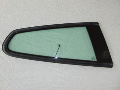 Vw scirocco скло кузовна 1k8845042af права фото №1