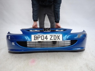 Peugeot 307 01-05 бампер перед передній фото №1