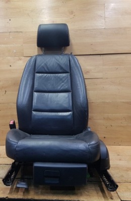 Сидіння перед лівий водія audi a4 b7 фото №1