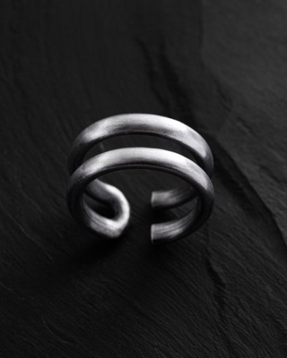 Srebrny pierścień RADER 19