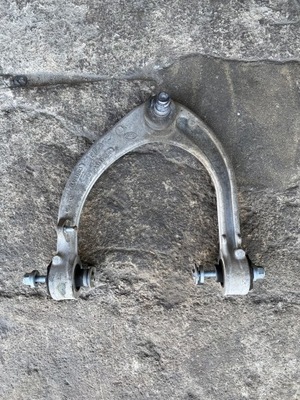 Land rover discovery v рычаг левый передний oryg. фото №1