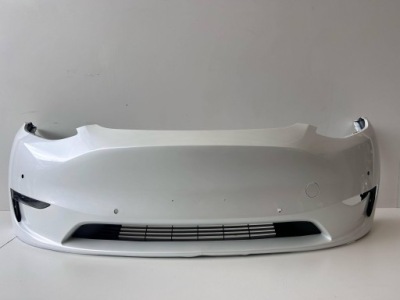 Tesla model 3 бампер перед 1077396-00-c оригінал фото №1