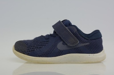 BUTY NIKE REVOLUTION 4 ROZ 23,5