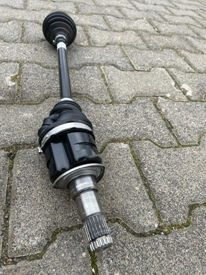 Toyota yaris iv привідний вал ліва фото №1