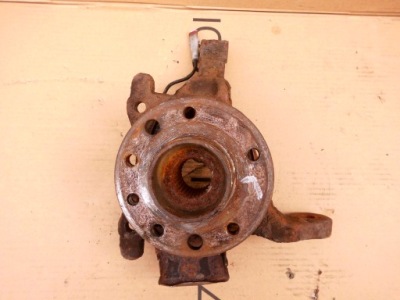 Ступица поворотный кулак перед opel zafira b 1.9 cdti 150 правая фото №1