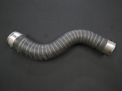 Bmw g30 g31 шланг интеркулер 8572858 фото №1