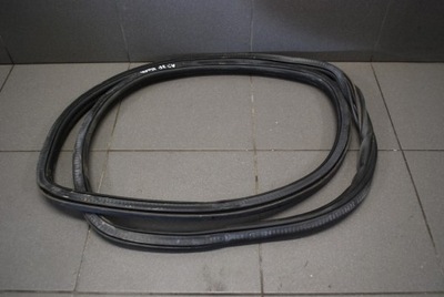 Прокладка кришки багажника audi a3 8p lift 5d фото №1