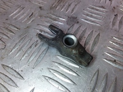 2004 opel vectra c кронштейн форсунки 164763 фото №1