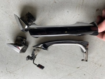 Ручка правая keyless go mercedes w221 lift цвет чёрный 040 фото №1