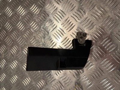 Porsche macan 95b 2020 все предохранитель / реле аккумулятор фото №1