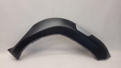 Toyota hilux viii lift молдинг крыло правая перед фото №1