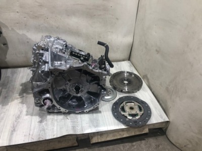 Lexus es 300h 2019- коробка передач передач зчеплення nowa фото №1