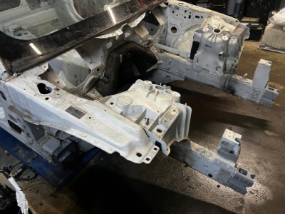 Четверть лонжерон чашка перед правый jaguar f-type x152 cabrio lhd фото №1