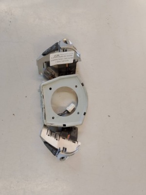 Nissan juke i кнопка перемикач керування радіо w кермо фото №1