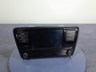 Skoda octavia iii lift радио cd навигация 5e0035871c фото №1