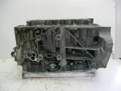 Блок двигателя r2700100100 mercedes w176 w246 1.6b фото №1