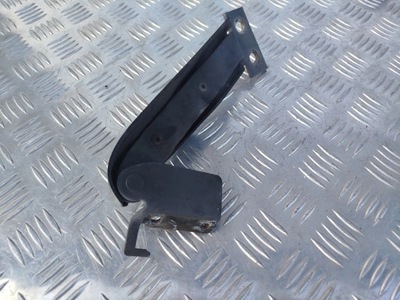 Петля решётка левый scania r фото №1