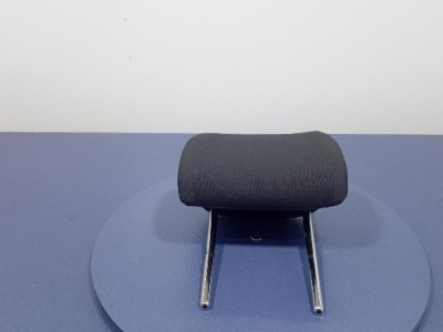 Vw passat b8 kombi підголівник задня сидіння задній фото №1