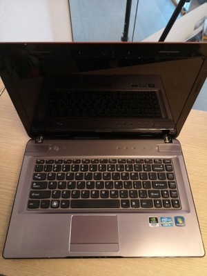 Lenovo Y470 OPIS!!!! (M)