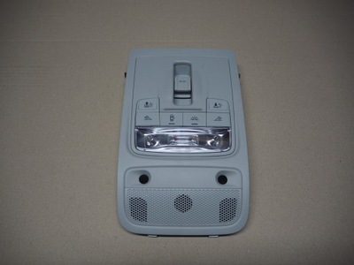 Audi q3 8u лампа освещение салона 8x1947135ak фото №1