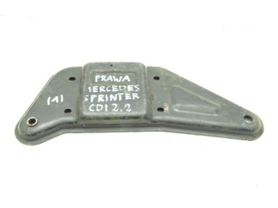 Mercedes sprinter w903 95-06 кронштейн ресора правий перед фото №1