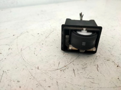 Кнопка регулювання світла audi a4 b6 8k0941301a фото №1