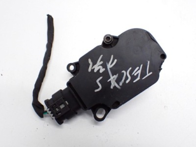 Моторчик жалюзи шторка оригинал 110485401 tesla model s 17r фото №1