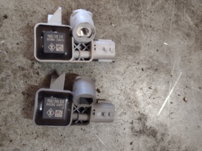 Renault scenic iii lift датчик удару фото №1