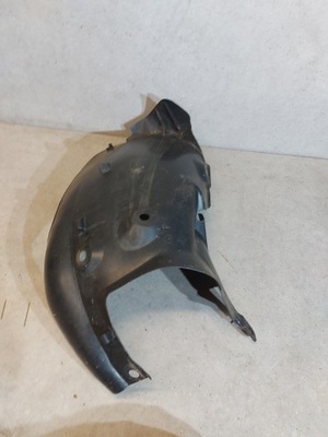 Renault clio iii подкрылок правое перед 8200289946 фото №1