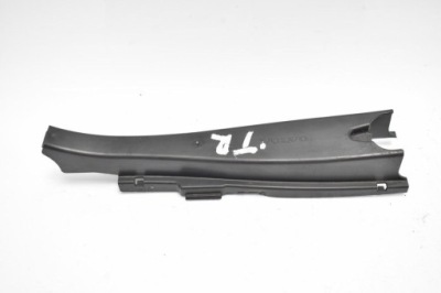 Захист заглушка правий задній 31658107 volvo v60 ii фото №1