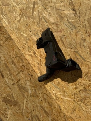 Peugeot 508 ii резонатор воздуха 9810920880 фото №1