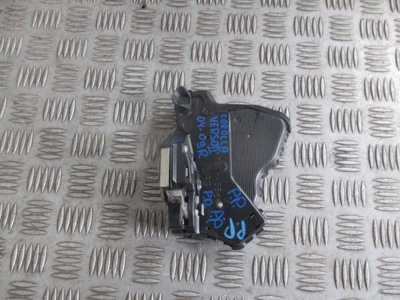 Замок правый перед corolla verso ii 04-08r фото №1