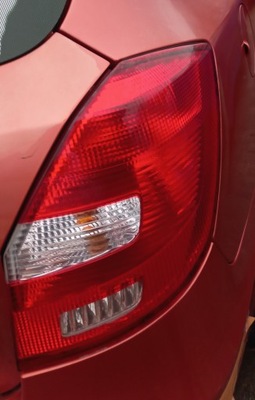 Лампа задняя правая skoda fabia ii kombi фото №1