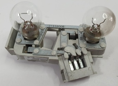 Вкладиш лампи правий задня кришки mercedes w245 фото №1